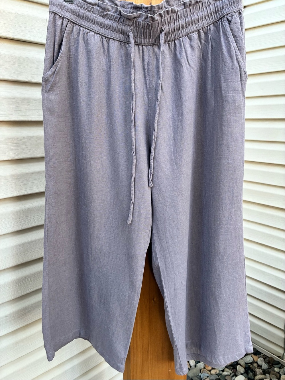 Women's Relaxed Drawstring Cropped Pants - Light Gray 100% Linen